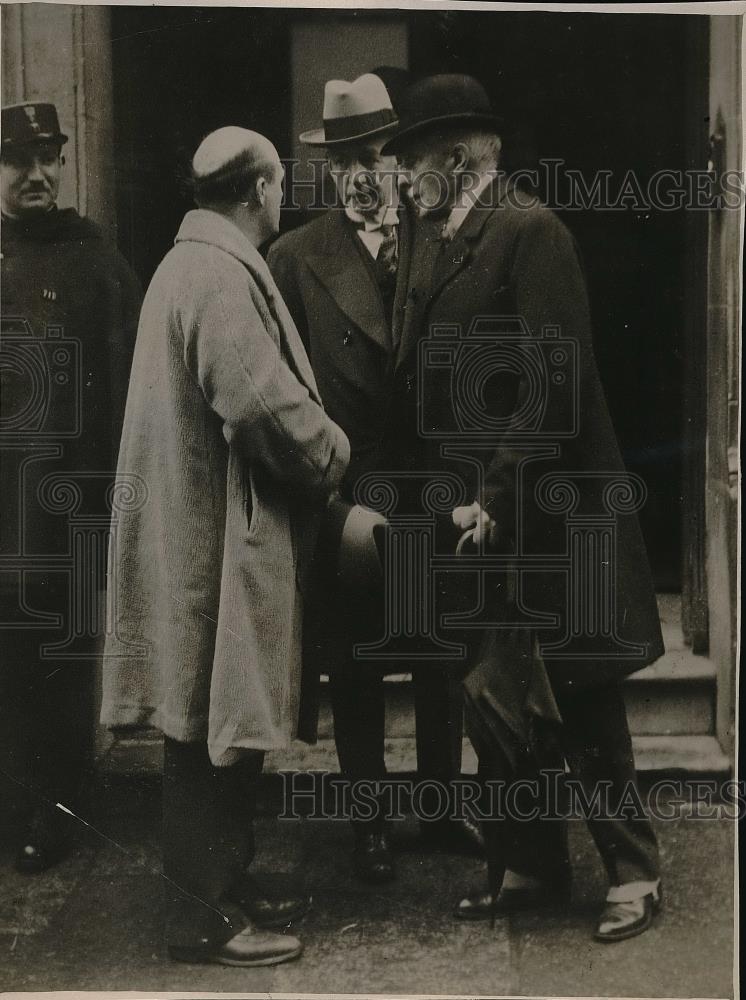1931 Press Photo General Dawes American Ambassador In England & General Harts - Historic Images
