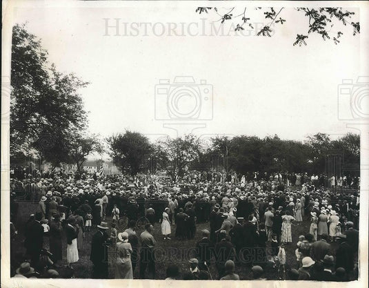 1932 Press Photo crowd during Gov. Roosevelt's Memorial Day speech in NY - Historic Images