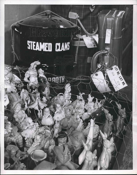 1962 Press Photo Various Merchandise at New York's General Post Office - Historic Images