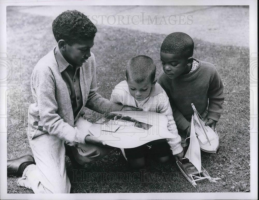 1960 Press Photo Bland Miles, Bradley DiFranco, Steve Towers with Model Boats - Historic Images