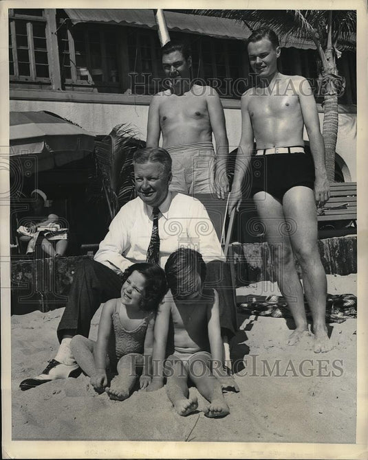 1940 Press Photo Miami, Fla NYG official, T Mara,Wallingron & children - Historic Images