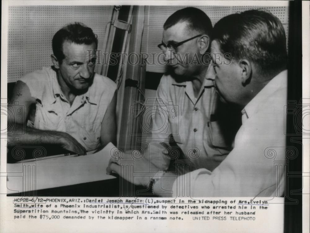 1954 Press Photo Phoenix, Az Kidnap suspect Joseph Martin &amp; dectectives - Historic Images