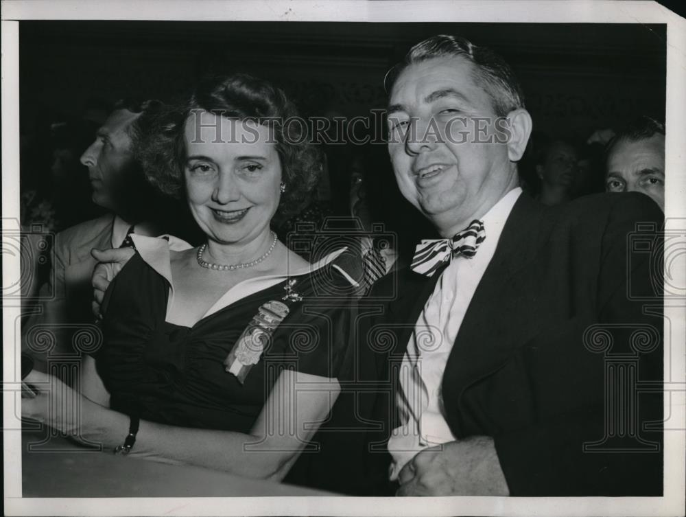 1948 Press Photo Atty Gen &amp; Mrs Tom Clark In Box Seats - neb49877 - Historic Images