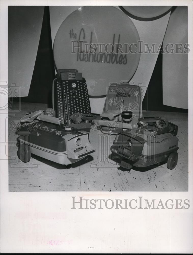 1966 Press Photo New housewares on display at a show - Historic Images