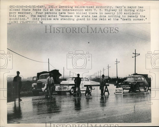 1949 Press Photo Gary, Ind. State route 312 closed due to accidents - neb50449 - Historic Images