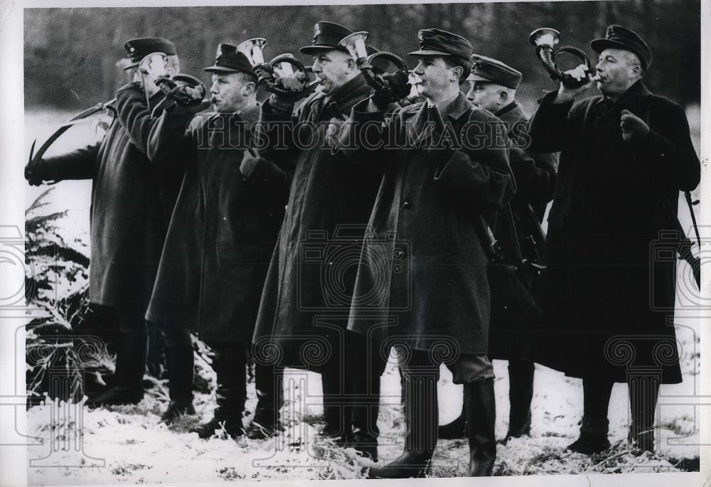 1969 Press Photo Affoldern Germany North Hesse State Forest Hunt - Historic Images