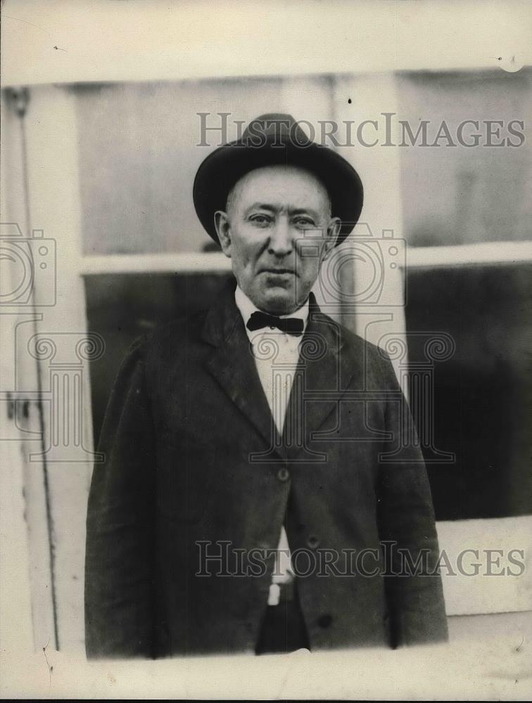 1926 Press Photo Mr William Hines husband of Alma Clarke Hines - Historic Images