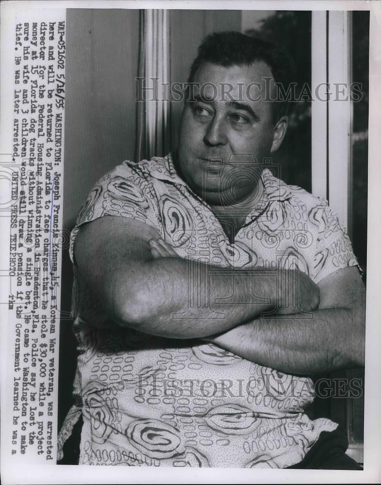 1955 Press Photo Wash.D.C. Joseph F Kinnan in custody for theft in Florida - Historic Images