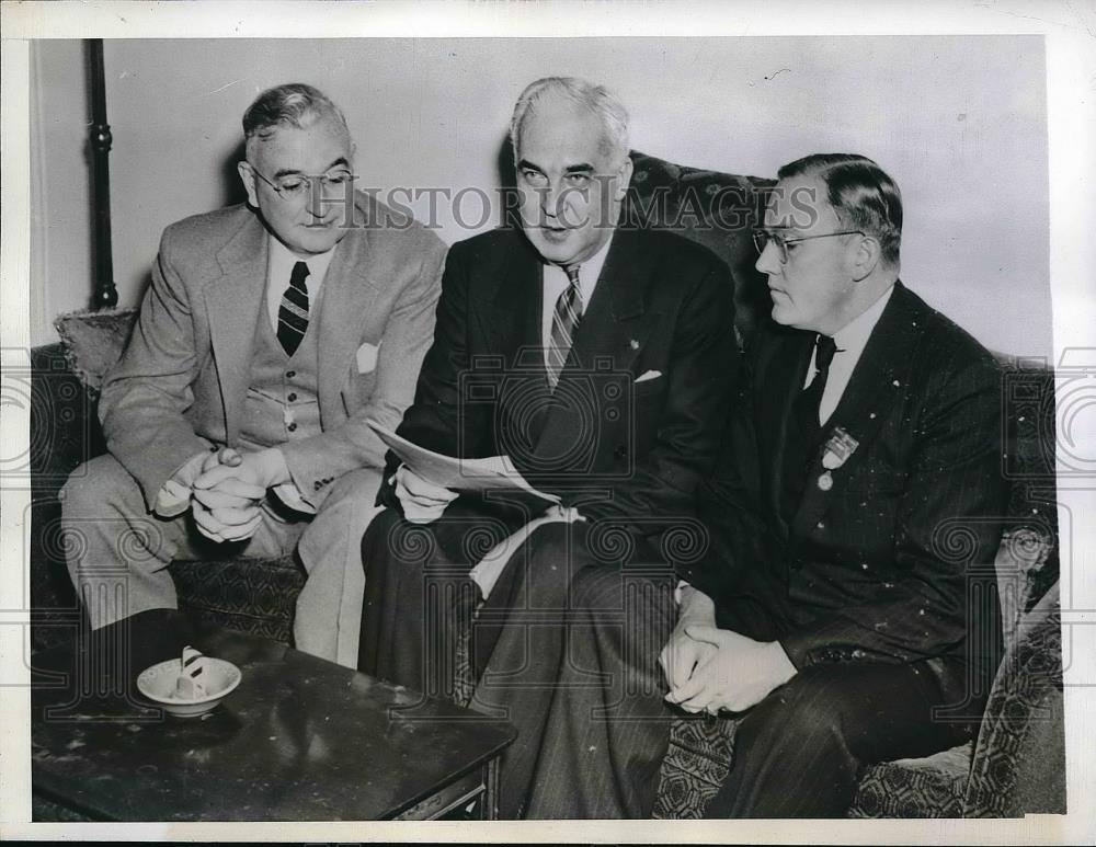 1943 Press Photo Boston convention, Paul McNutt, Jos. Smith &amp; Henry Iler - Historic Images