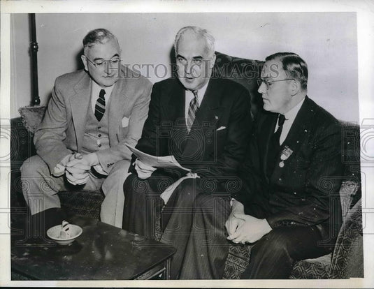 1943 Press Photo Boston convention, Paul McNutt, Jos. Smith & Henry Iler - Historic Images
