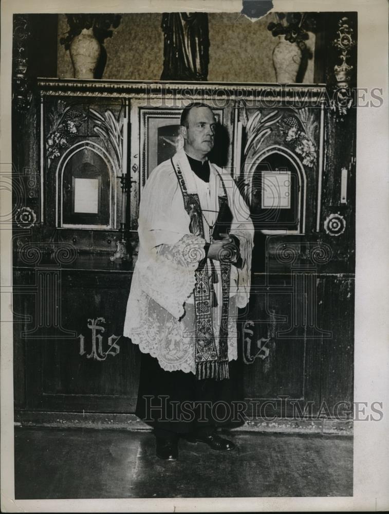 1934 Press Photo Pater George, once Crown Prince of Saxony - neb49809 - Historic Images