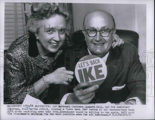 1955 Press Photo GOP chairman Leonard Hall & Bertha Adkins in D.C. - Historic Images