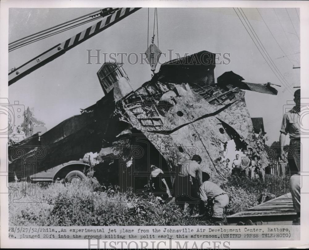 1952 Press Photo Philadelphia, Pa experimental jet crash wreckage - neb51152 - Historic Images