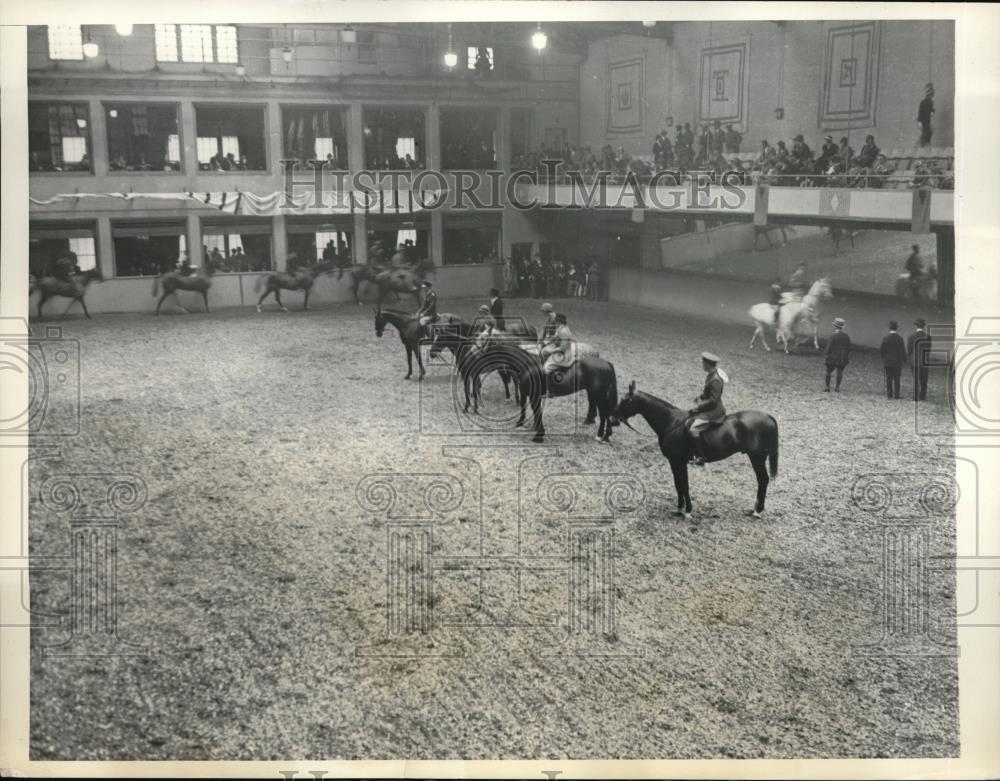 1933 Press Photo New York Spring Horse Show - Historic Images