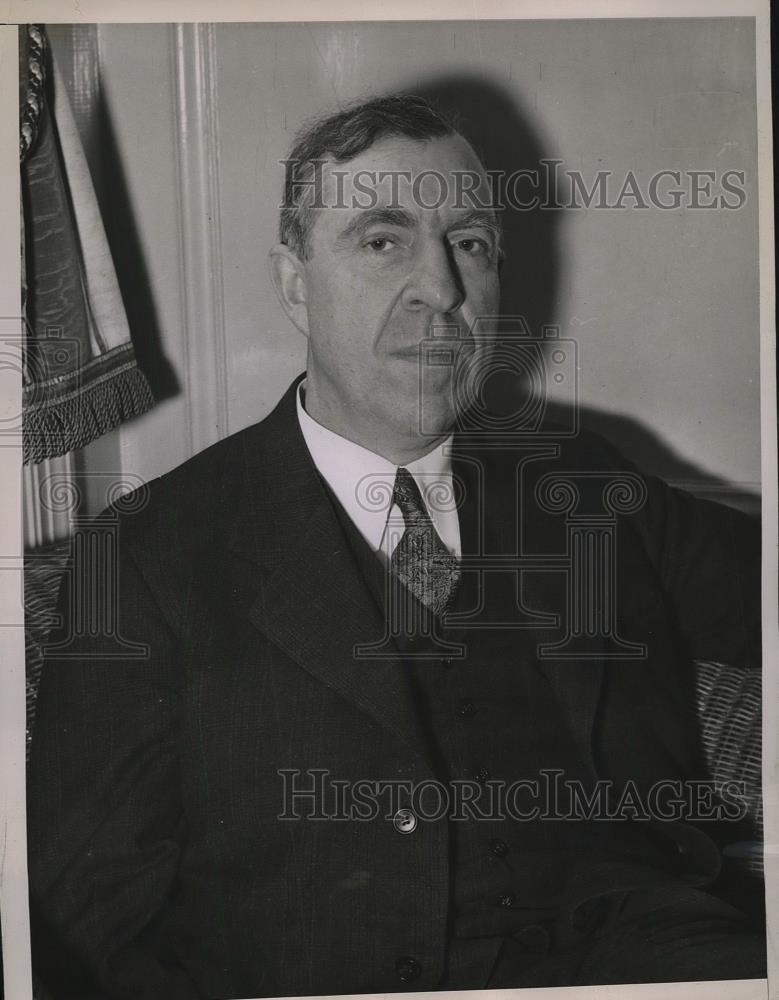 1937 Press Photo Dr. Floyd Richtmyer goes to Hawaii to watch 4 minute eclipse - Historic Images