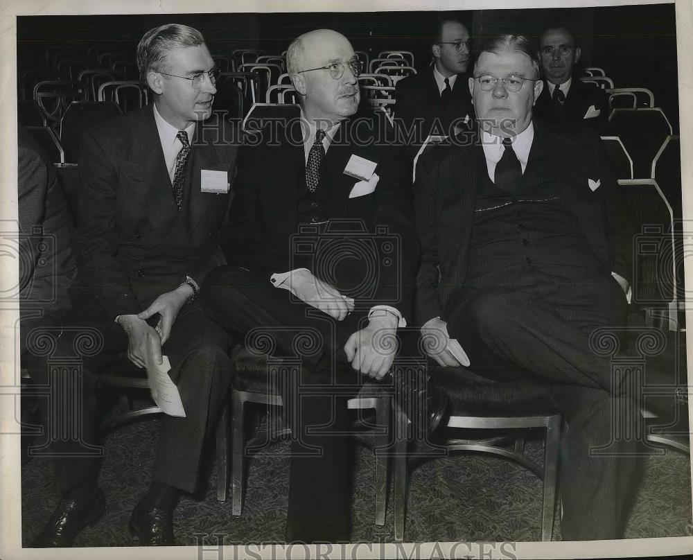 1945 Press Photo Natl Assn of Mfg, John Fiek,Wm Unstattdt,E Kilheffer - Historic Images