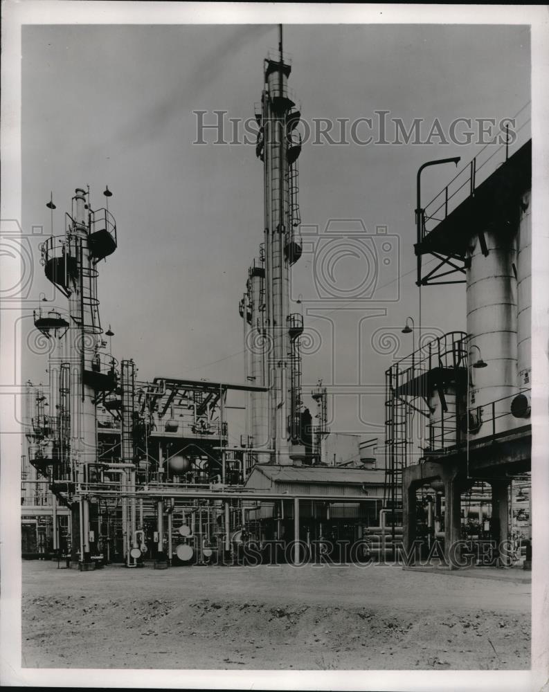 1957 Press Photo Jones &amp; Laughlin Steel Corp coal purification plant in Pa. - Historic Images