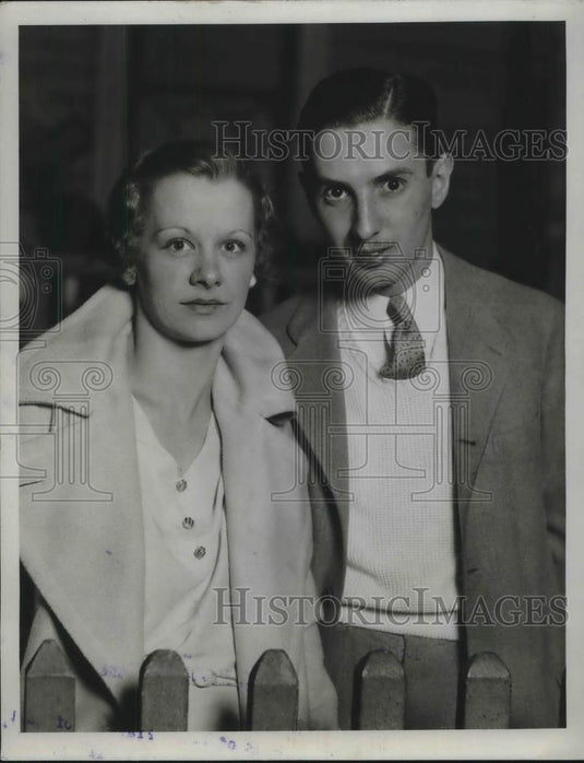 1922 Press Photo Mr & Mrs Richard Oddy of Cleveland, Ohio - neb52302 - Historic Images