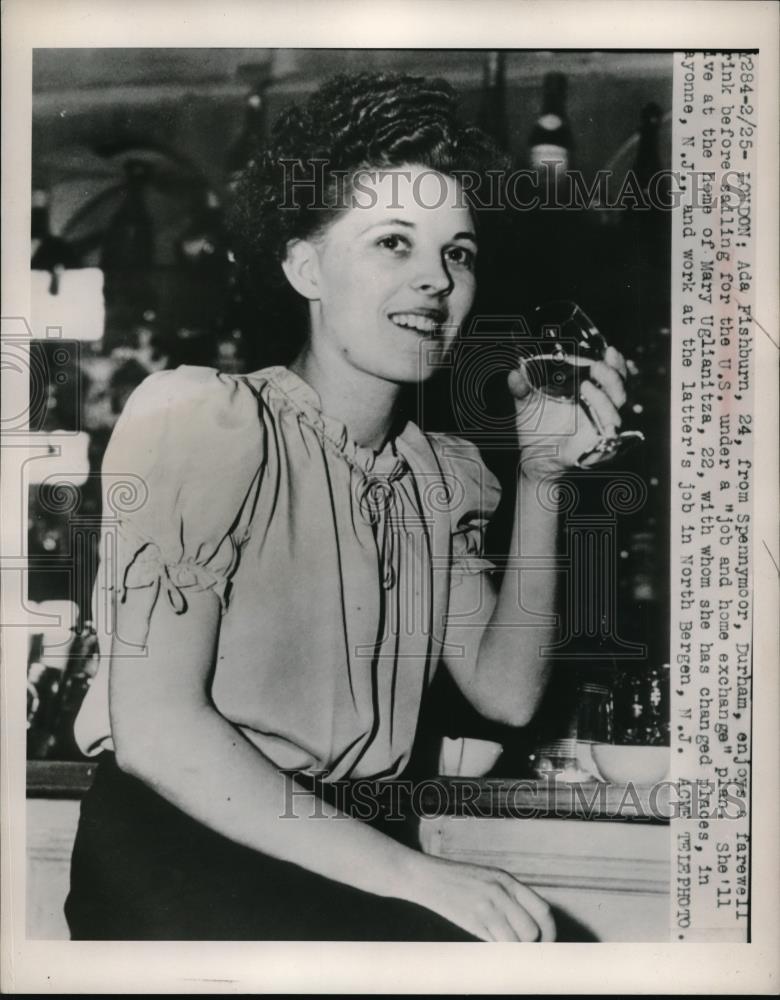 1949 Press Photo London, Ada Fishburn, to sail to US in work exchange program - Historic Images