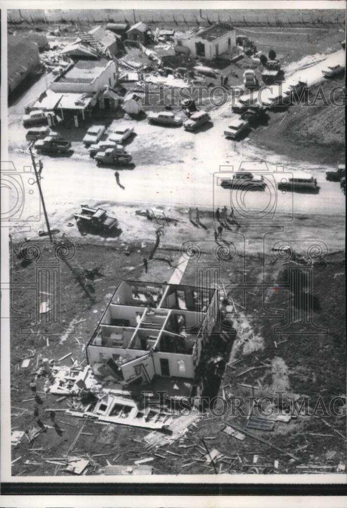 1958 Press Photo Aerial View Of Wylie Taylor Home In Dean, TX - Historic Images