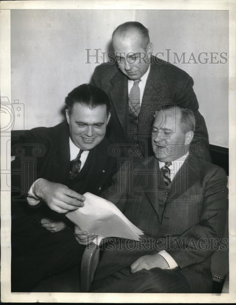 1944 Press Photo Senate President Frank Gross, House Speaker Roy Harris - Historic Images