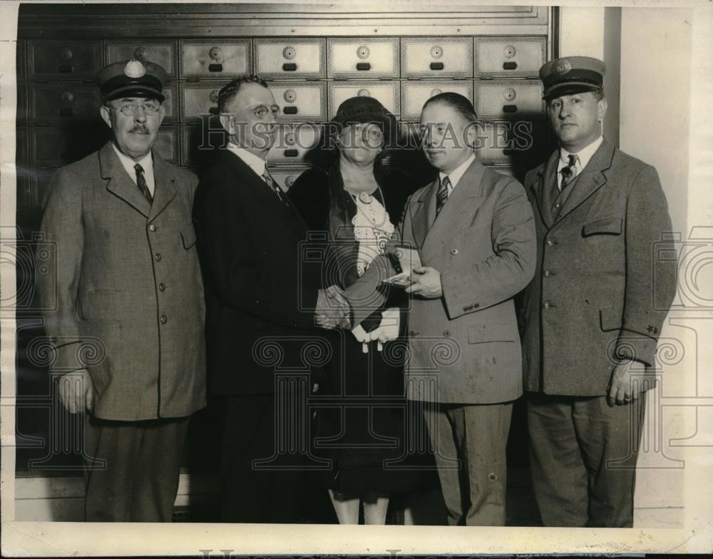 1927 Press Photo NYC postman D O&#39;Connor, Mr &amp; Mrs T Norton,FL Douglas,EW Lang - Historic Images