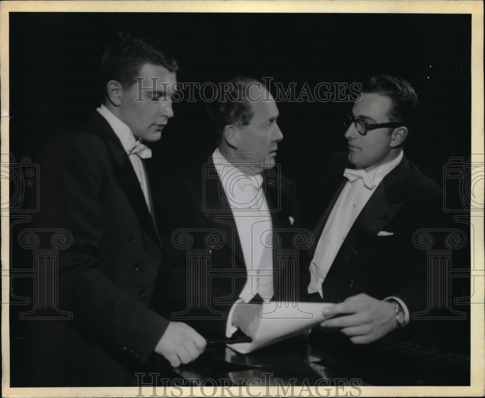 1956 Press Photo conductor John Vavroch, Prof. Duey and Fred Walker - Historic Images