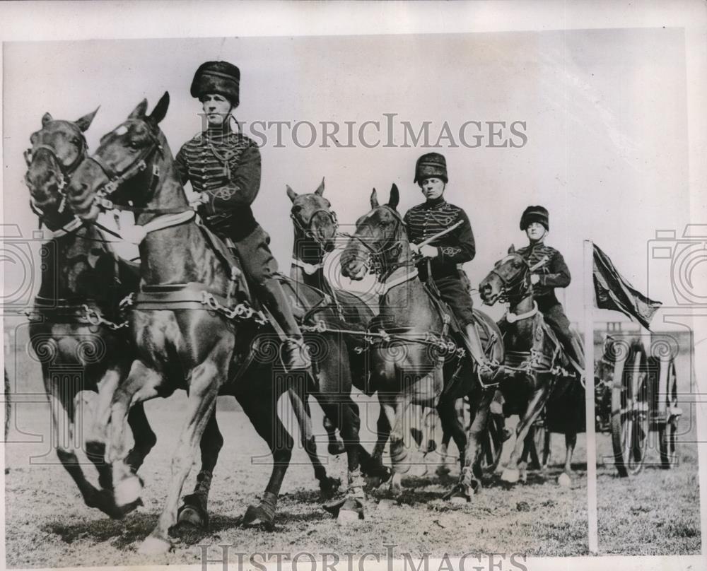 1936 Press Photo Royal Horse Artillerry F Battery at London, England - Historic Images