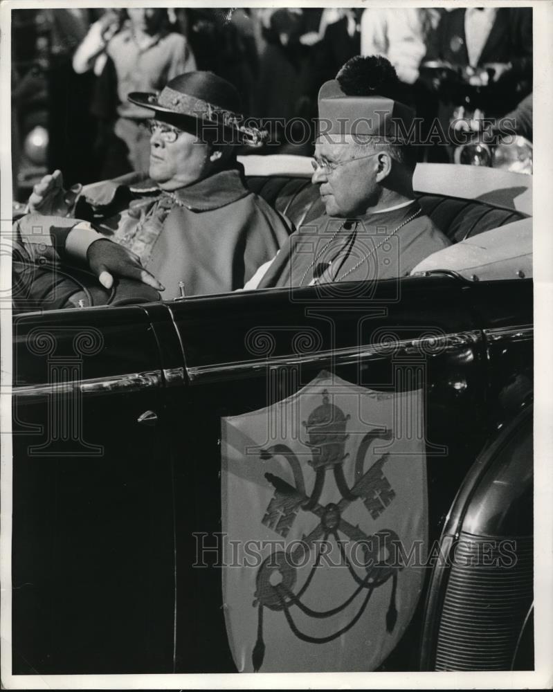 1941 Press Photo Dennis Cardinal Doughtery &amp; Archbishop John G Murray - Historic Images