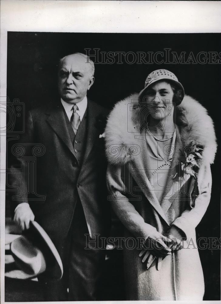 1933 Press Photo racehorse owner F. O. Bezner and bride Muriel Nightingall - Historic Images