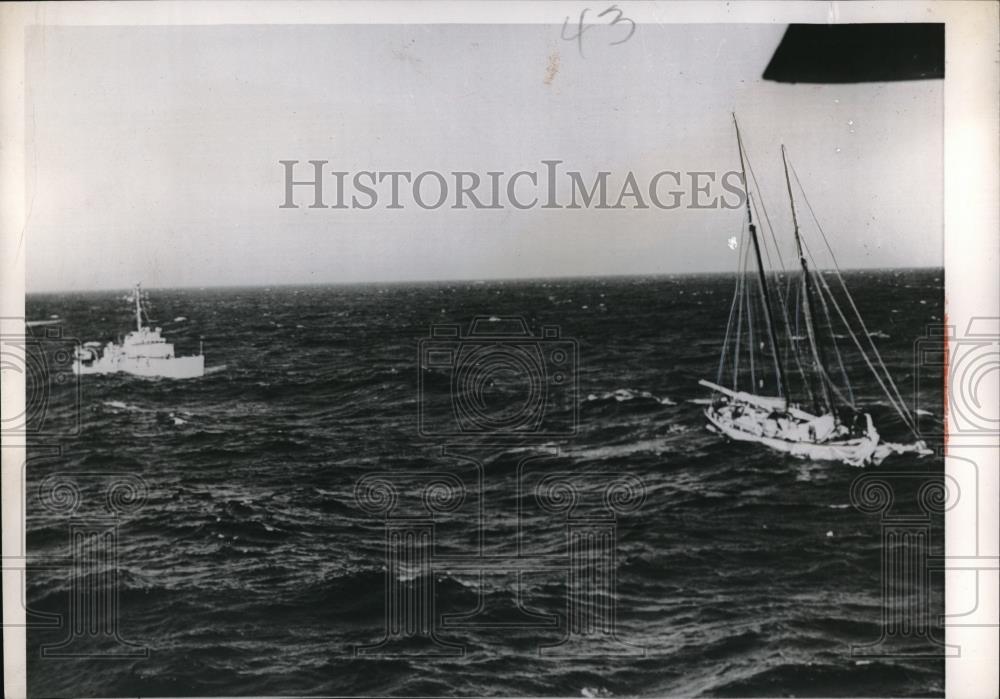 1952 Press Photo Coast Guard cutter Ewimg towing schooner Eloise - Historic Images