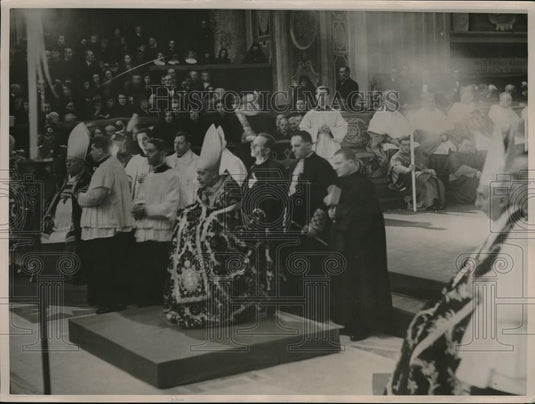 1939 Press Photo Cardinals, Mundelien, Dougherty & Shuster at St Peter's In Rome - Historic Images