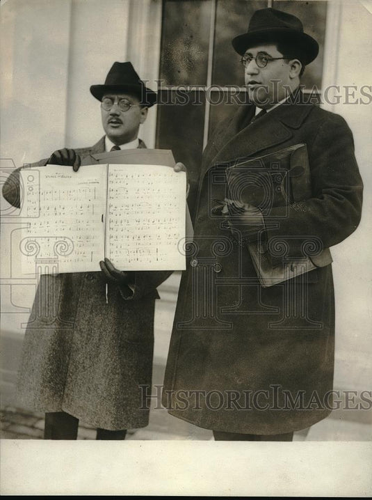 1922 Press Photo Irving Levy & Harry H. Goldberg, Present Song to Pres. Harding - Historic Images