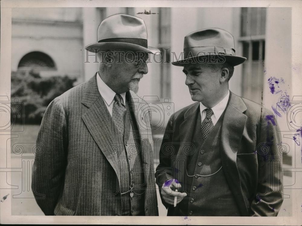 1936 Press Photo Charles Mead & Charles Edison, Dir of Natl Emergency Council - Historic Images