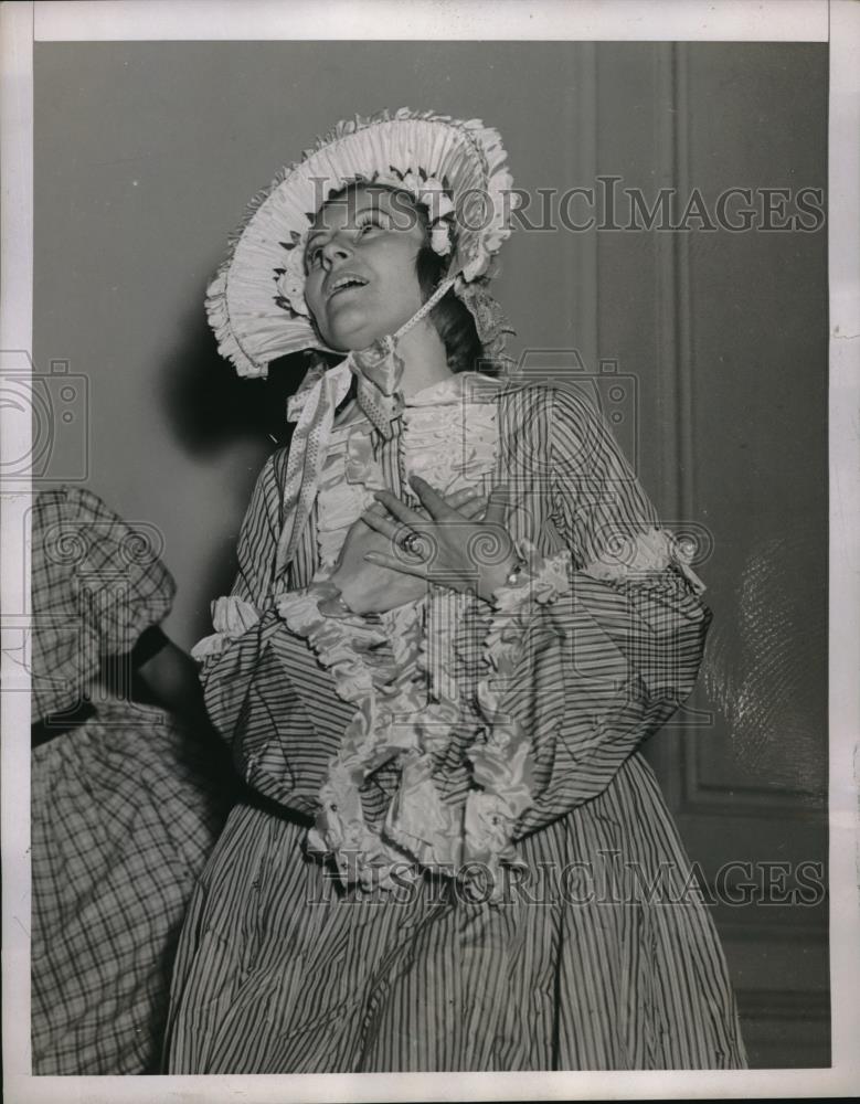 1937 Press Photo Mrs Clay Doland, Philadelphia, Pa socialite - Historic Images