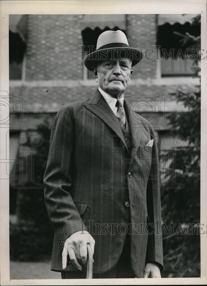 1939 Press Photo Gen. John Pershing heading to hospital for checkup - Historic Images