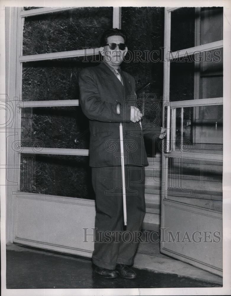 1958 Press Photo Leon Herbrard Brussels Belgium - Historic Images