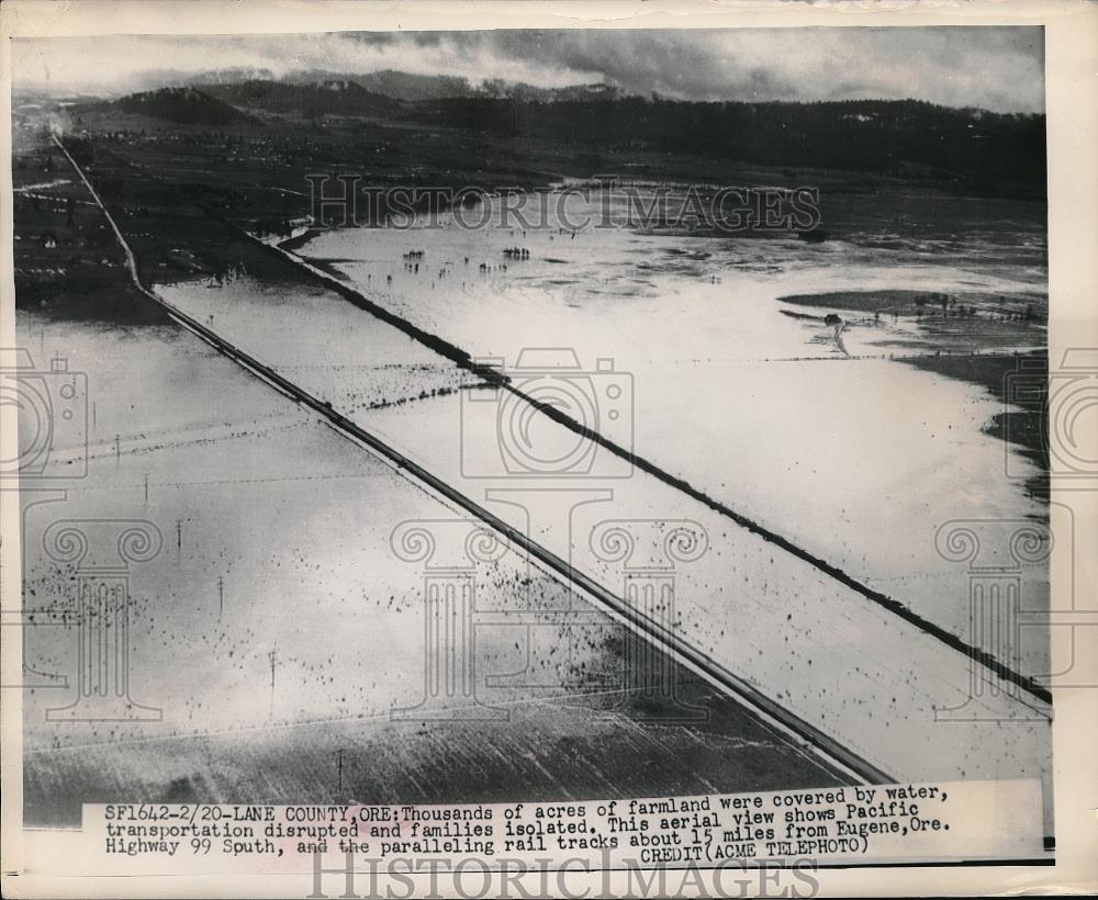 1949 Press Photo Arial view of flooded land in Lane County Oregon - Historic Images