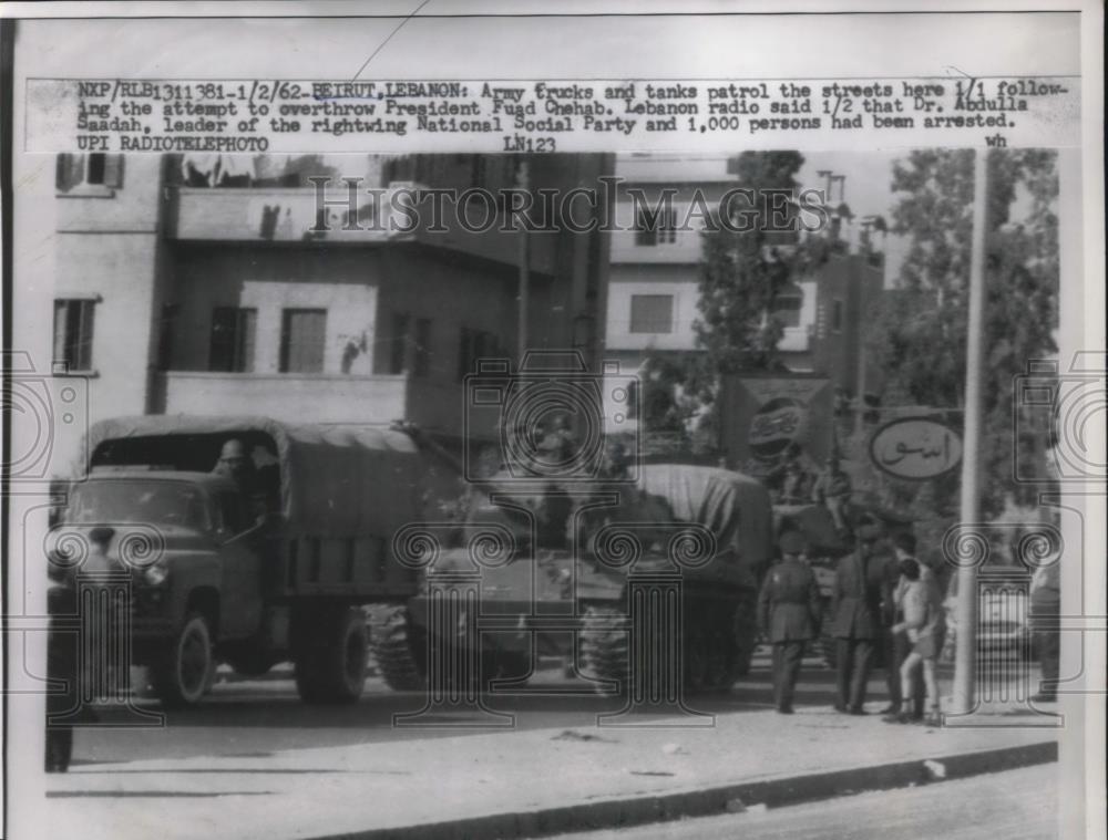 1962 Press Photo Army trucks and tanks patrolling after overthrow attempt - Historic Images