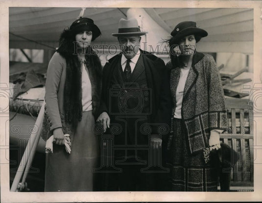 1922 Press Photo Joseph Baldwin, Jr., daughters Phyliss, Priscilla - Historic Images