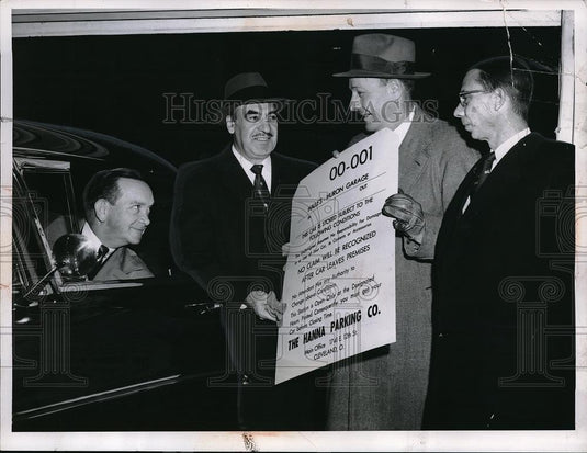 1957 Press Photo Mayor Celebrezze First Patron of Halle Garage, H. Colin Wright - Historic Images