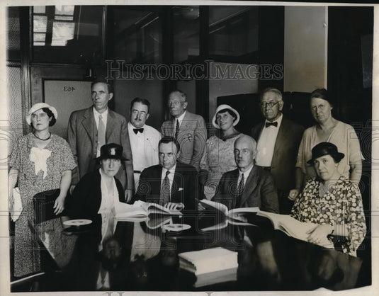 1933 Press Photo New York's First Minimum Wage Board Meets - Historic Images