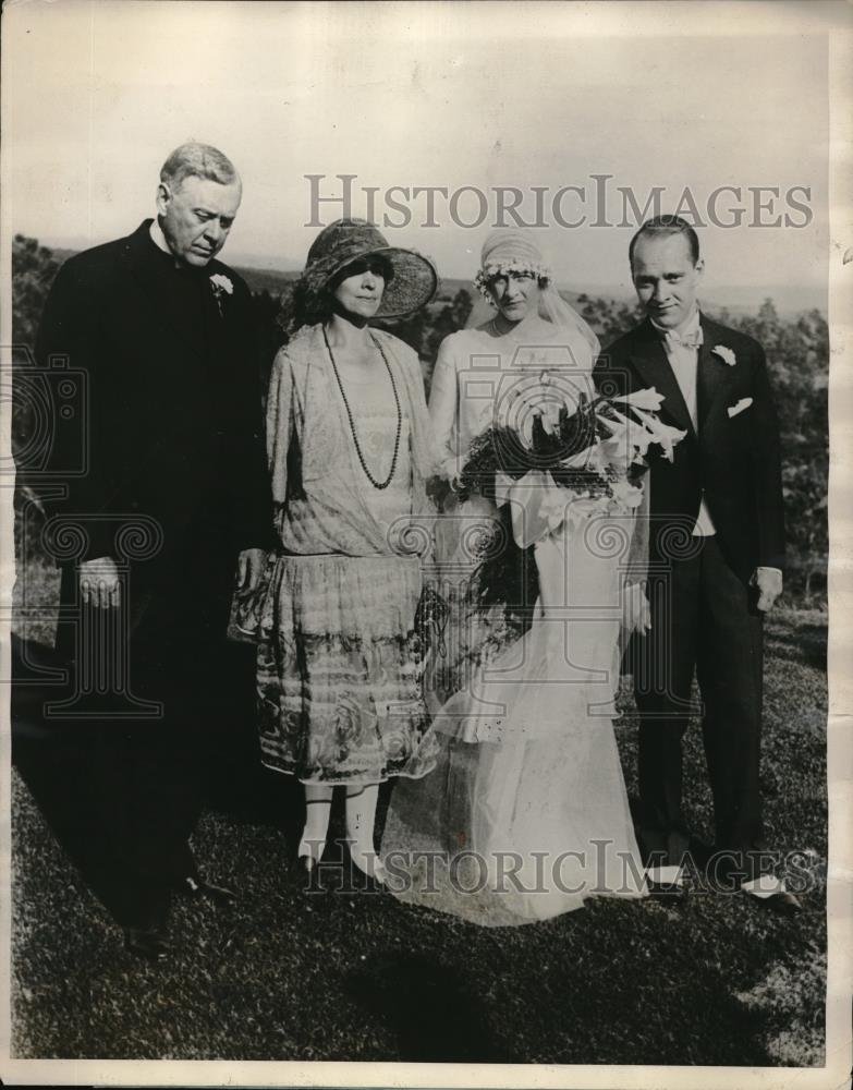 1927 Press Photo Newcastle, Wyo Dorothy Mendell weds Alexander Gregg - Historic Images