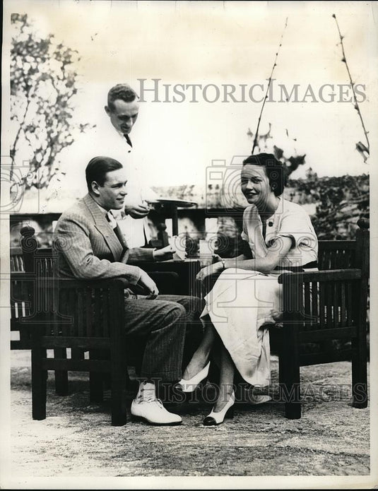 1935 Press Photo Mr. & Mrs. M.A. Van Hostrand Jr. Honeymoon in Bermuda - Historic Images