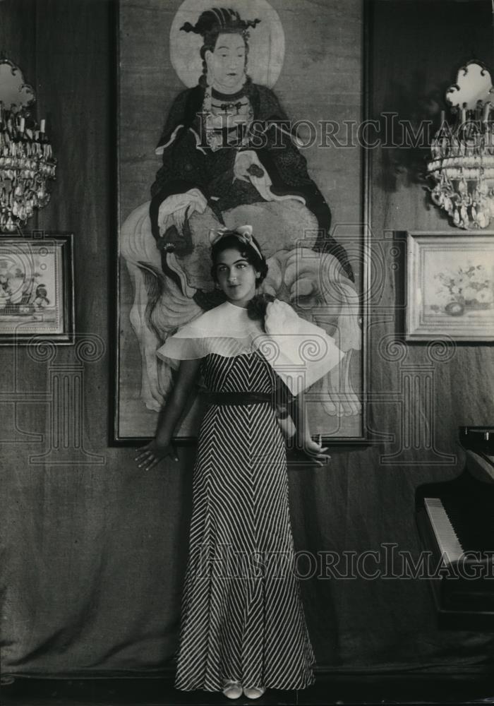 1933 Press Photo Janet Olcott for American concert debut in NYC - Historic Images