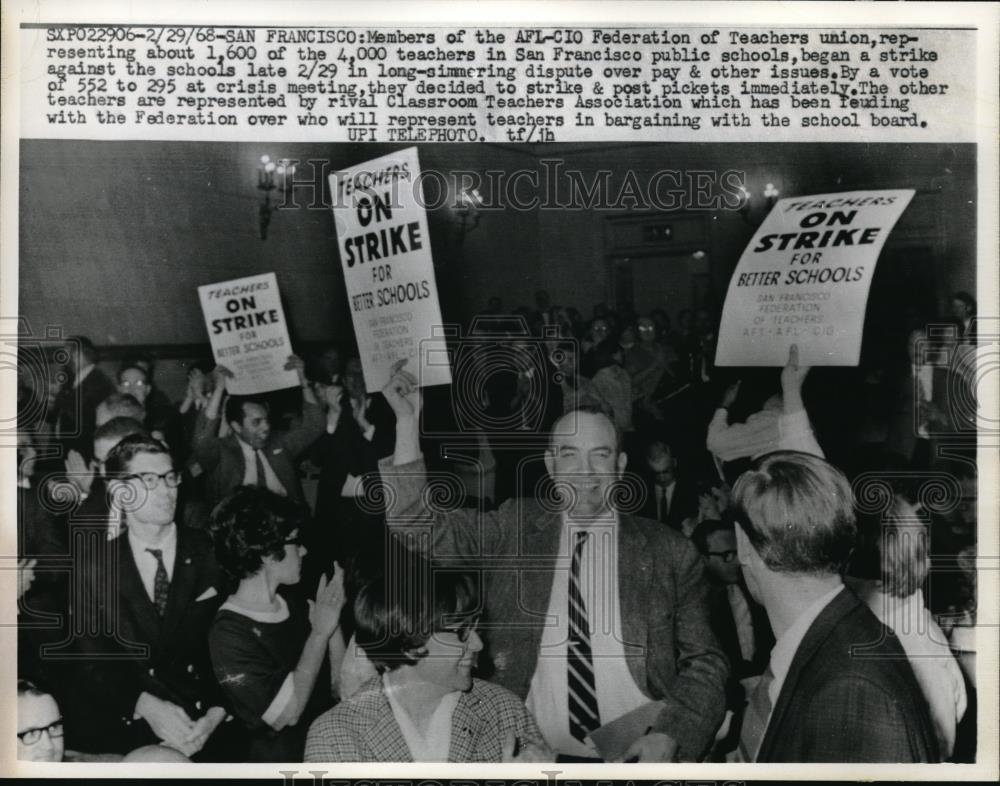 1968 Press Photo The AFL-CIO Federation of Teachers on strike, San Francisco - Historic Images