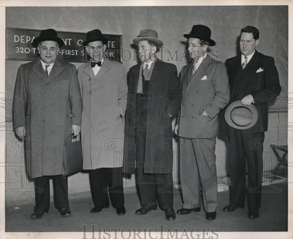 1949 Press Photo Wash.D.C. Iceland Minister B Benediktsson &amp; advisors - Historic Images