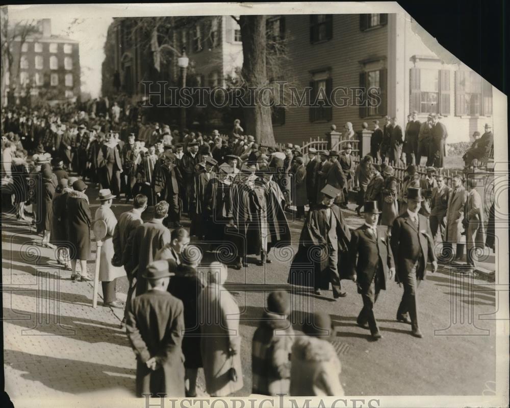 1929 Press Photo Guest of New President of Brown University Installed. - Historic Images