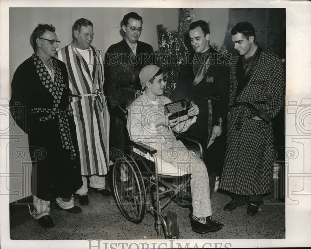 1954 Press Photo Marymount Hospital, Medlen, Snyder, Wingenfeld, Malinowski - Historic Images