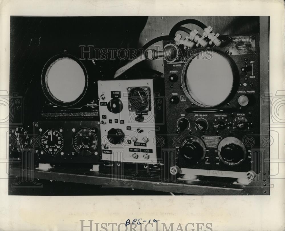 1946 Press Photo Wright Field,Ohio radar installation before APS-10 - Historic Images